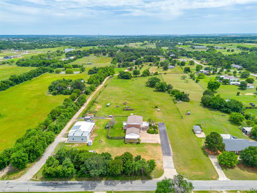 807 Caddo Road Joshua, TX 76058 - Photo 37 of 40