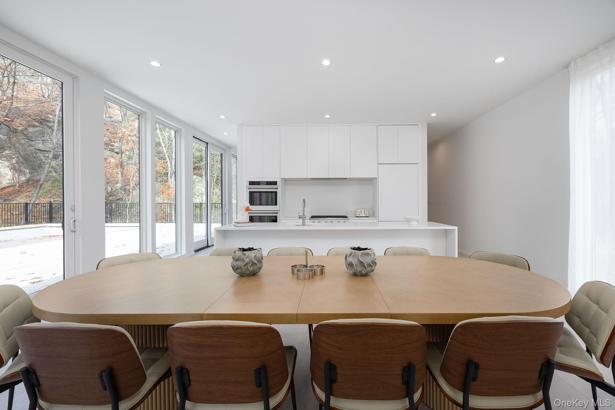 211 Little York Road Warwick, NY 10990 - Photo 8 of 37 a dining room with furniture and window