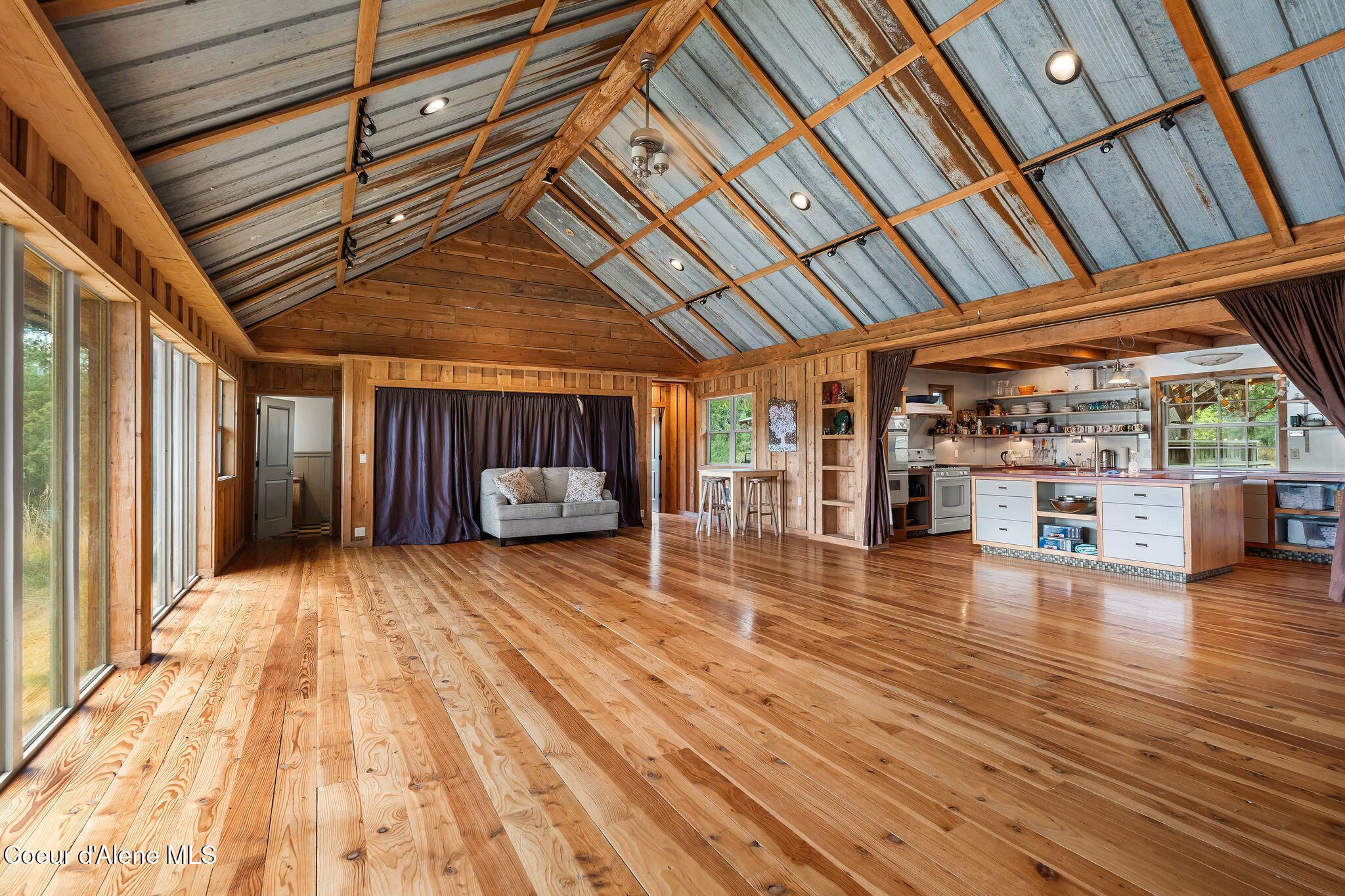 6162 Eureka Road Sagle, ID 83860 - Photo 41 of 94 38