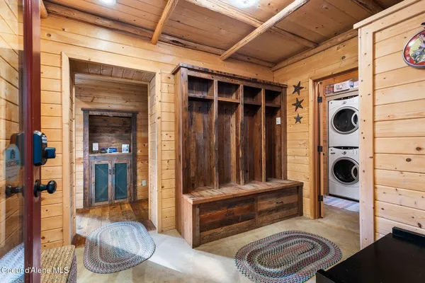 $2,450,000 | 6162 Eureka Road, Sagle, ID 83860