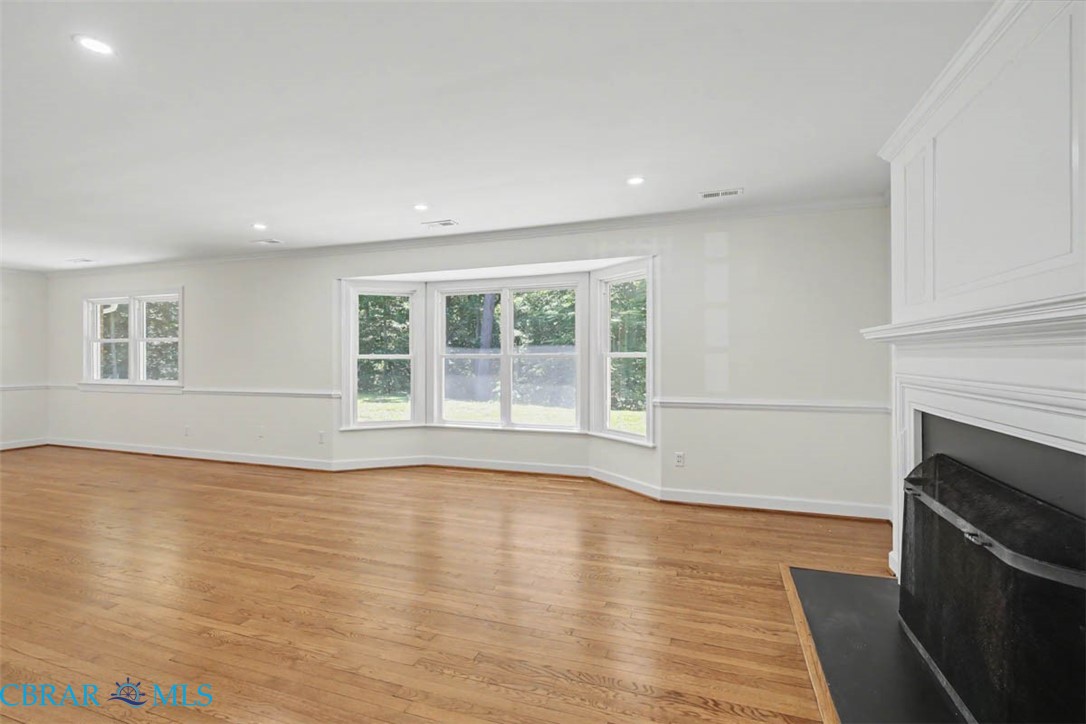 110 Artillery Road Yorktown, VA 23692 - Photo 6 of 39