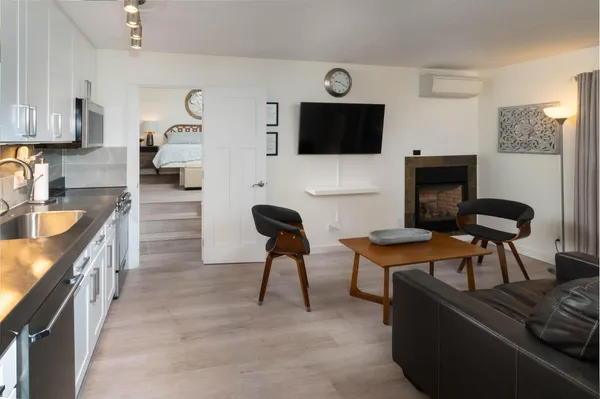 $300,000 | 1565 Northwest Wall Street, Unit 168/169, Bend, OR 97703