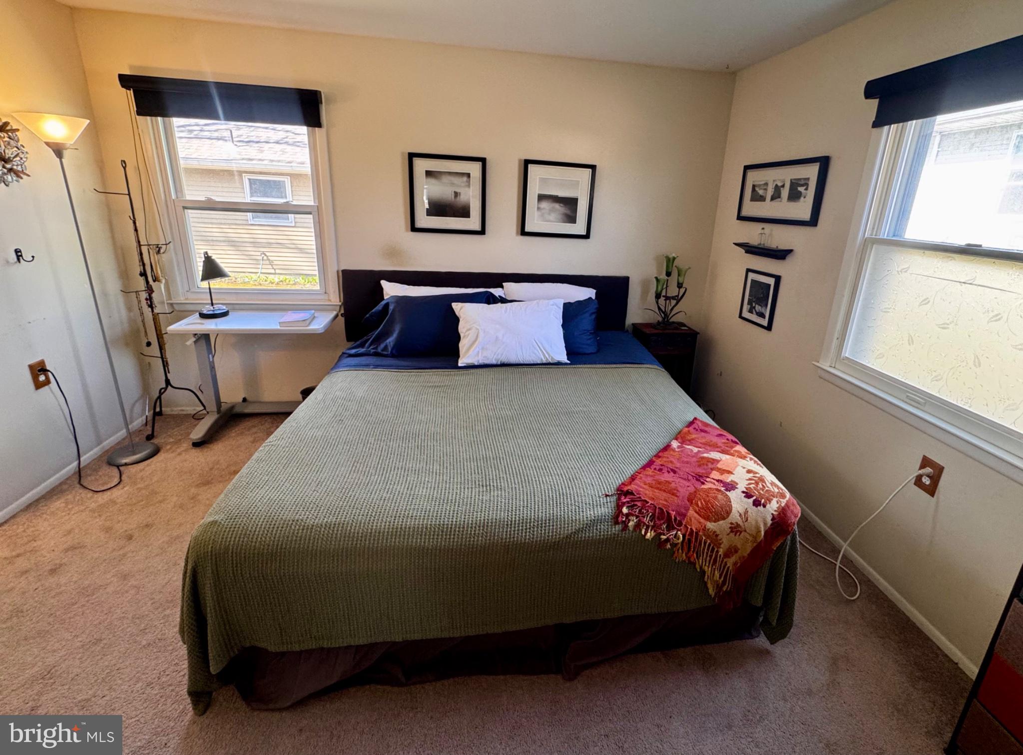 4 Dogwood Road, Unit 29 Manahawkin, NJ 08050 - Photo 17 of 31 Cozy retreat with natural light.