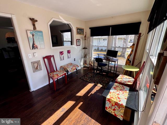 4 Dogwood Road, Unit 29 Manahawkin, NJ 08050 - Photo 6 of 31 Bright and inviting sunlit nook.