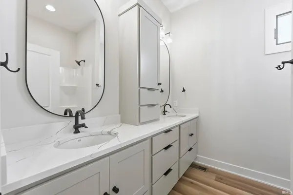 $799,900 | 12504 Blue Jay Trail, Fort Wayne, IN 46814