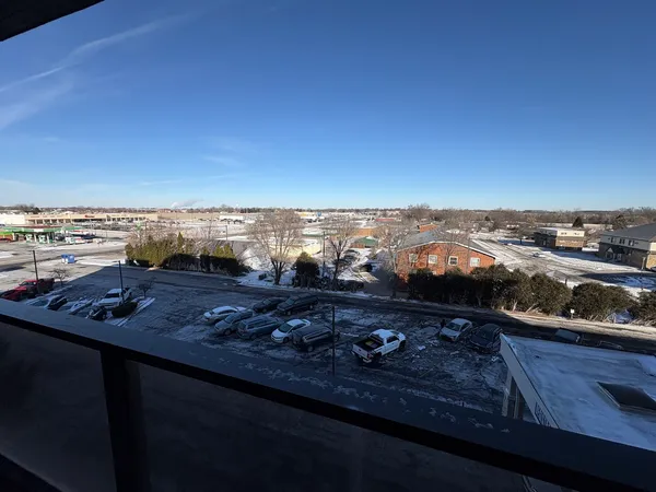 $126,000 | 1133 North 7th Street, Unit 506, Rochelle, IL 61068