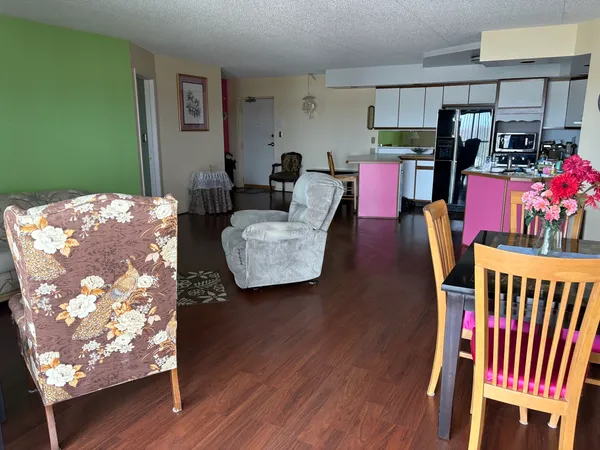 $116,900 | 1133 North 7th Street, Unit 506, Rochelle, IL 61068