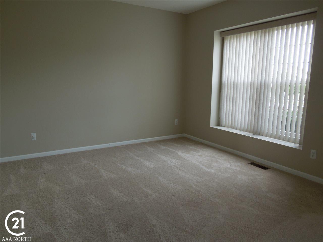 3174 Villanova Circle Rochester Hills, MI 48307 - Photo 11 of 44
