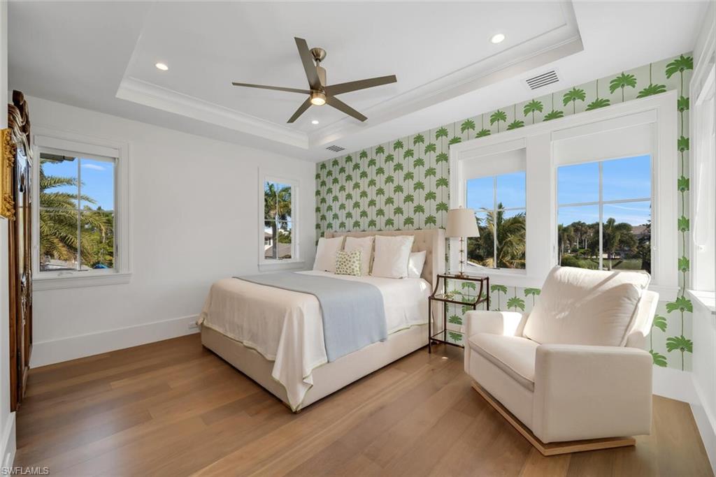 330 Broad Avenue North Naples, FL 34102 - Photo 31 of 49 Guest Bed 1