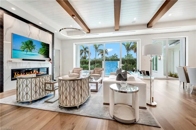 $13,200,000 | 330 Broad Avenue North, Naples, FL 34102