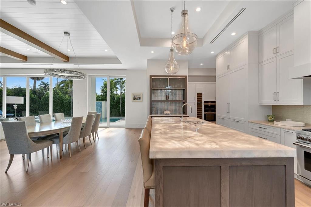 330 Broad Avenue North Naples, FL 34102 - Photo 10 of 49 Cristallo quartzite countertops