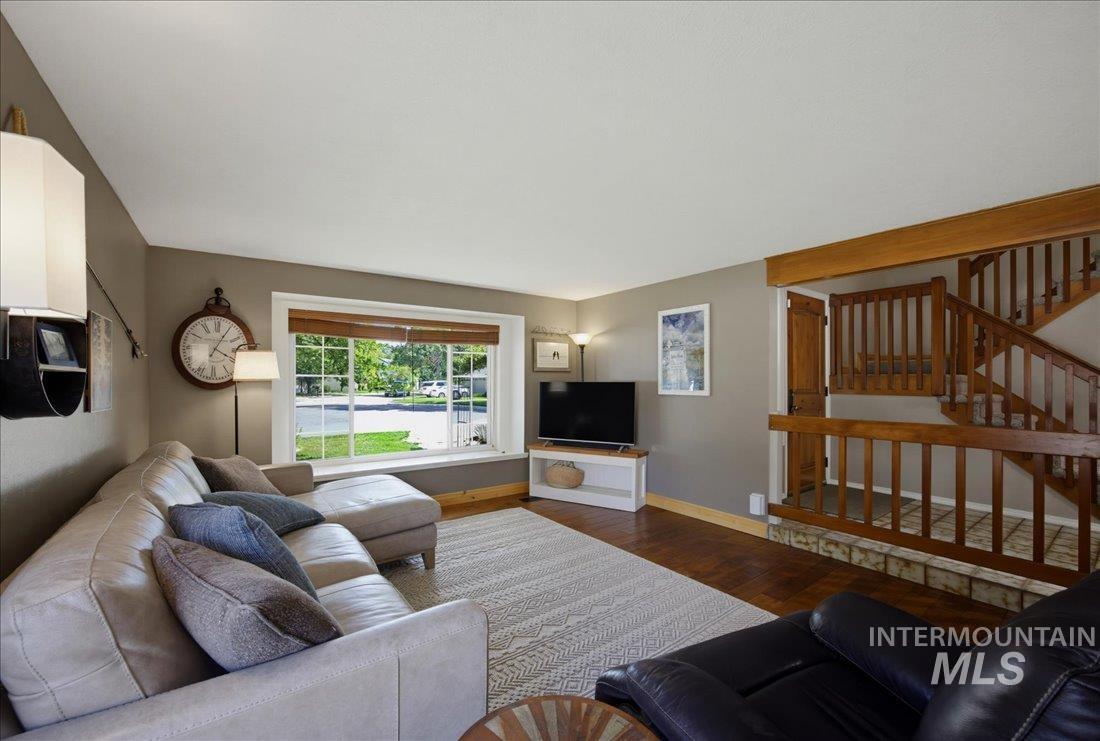 2779 South Falling Brook Way Boise, ID 83706 - Photo 7 of 49