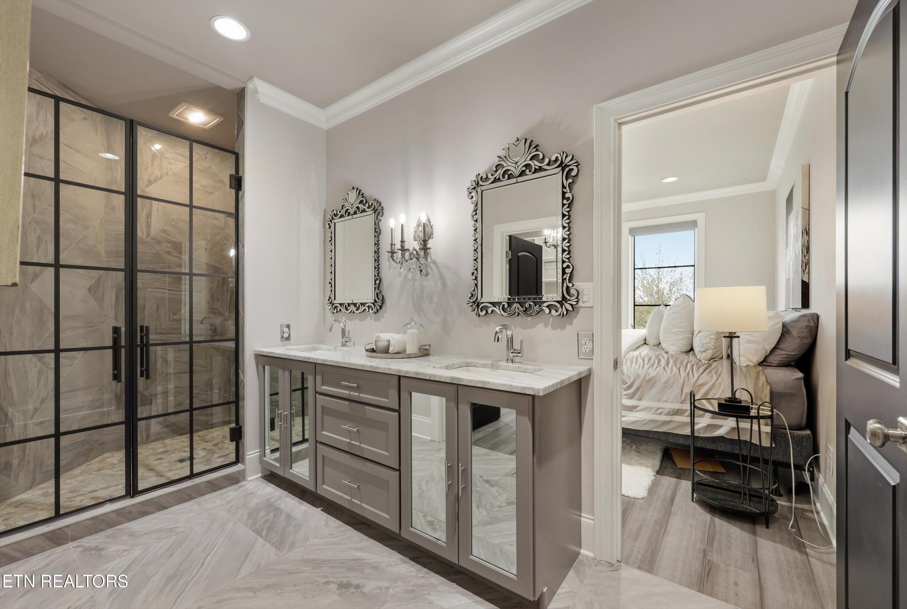 1708 Cades Cove Road Knoxville, TN 37922 - Photo 23 of 57 Primary en-suite