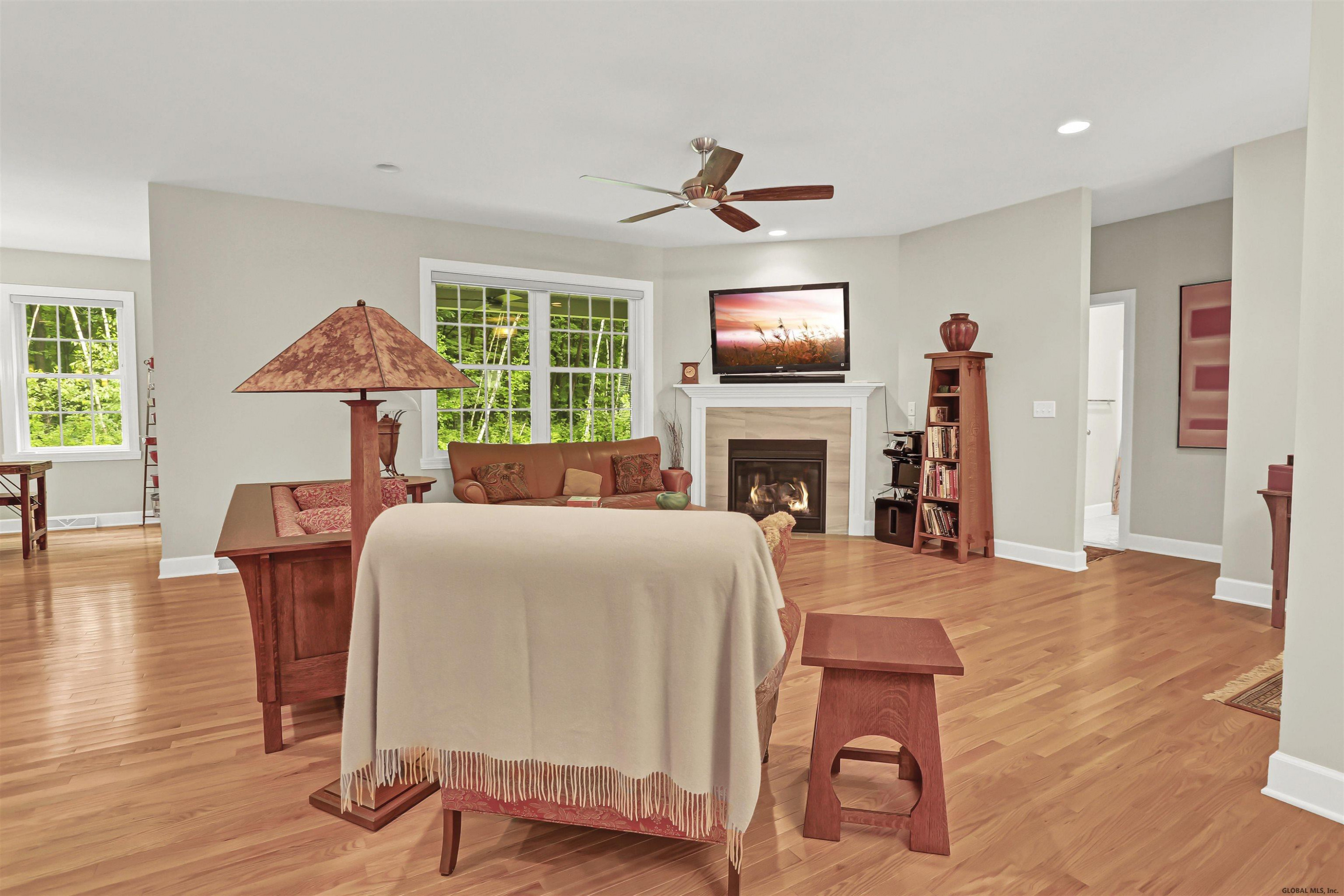 57 Tabor Road Halfmoon, NY 12118 - Photo 11 of 28 Photo 11