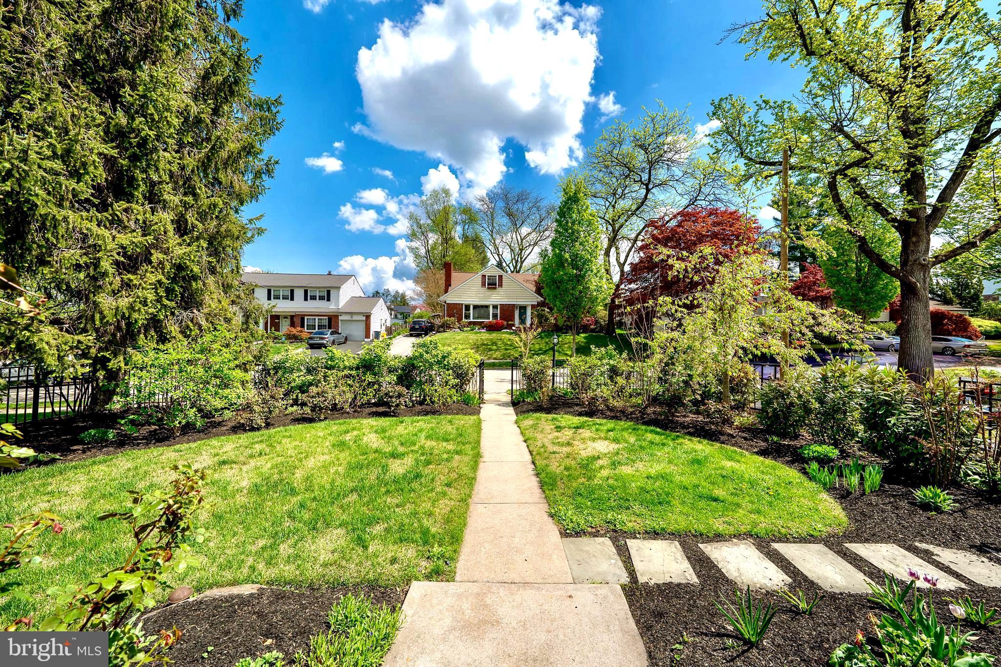 726 Yale Road Bala Cynwyd, PA 19004 - Photo 53 of 55 View from the front door