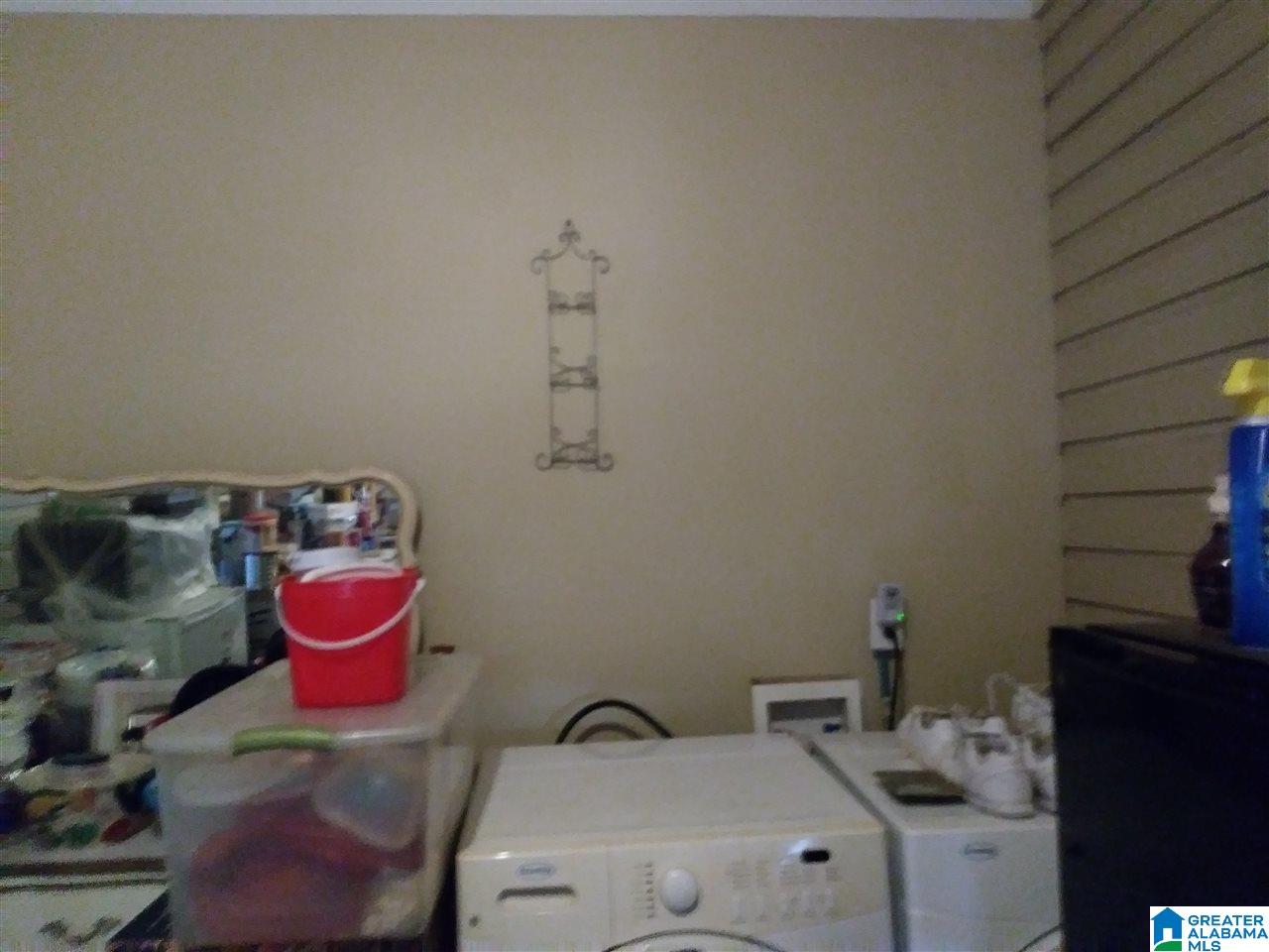 1318 17th Place Southwest Birmingham, AL 35211 - Photo 11 of 17