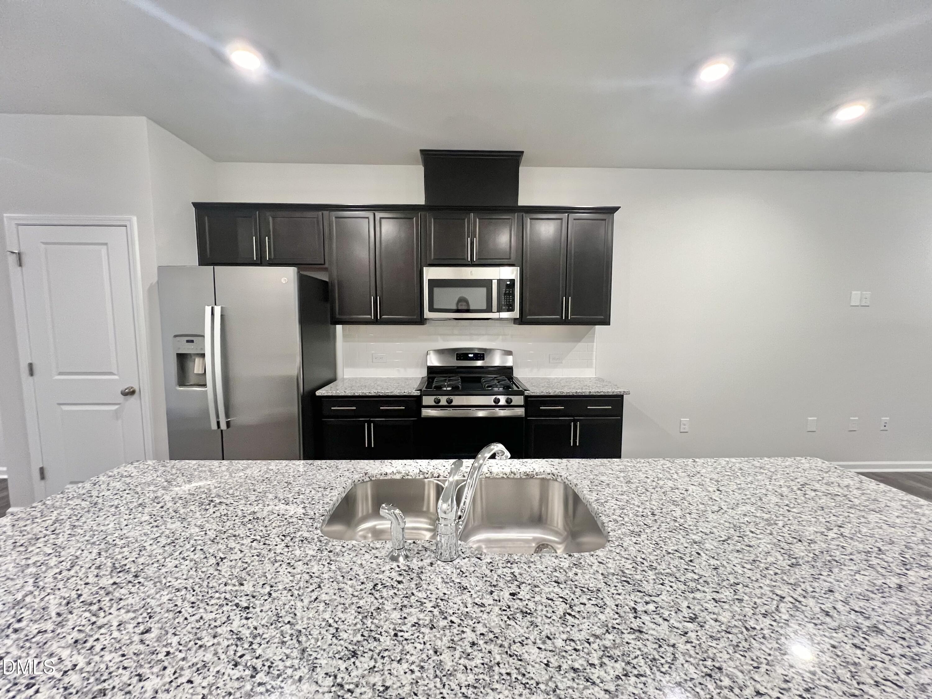 2533 Chert Lane Raleigh, NC 27610 - Photo 11 of 28 IMG_5264