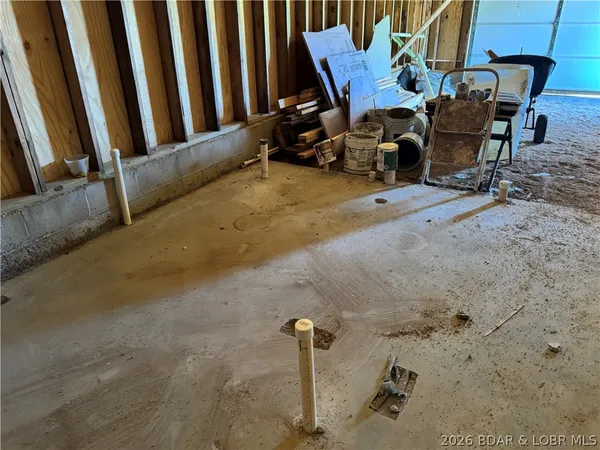 $240,000 | 33092 Lake Trail Road, Gravois Mills, MO 65037