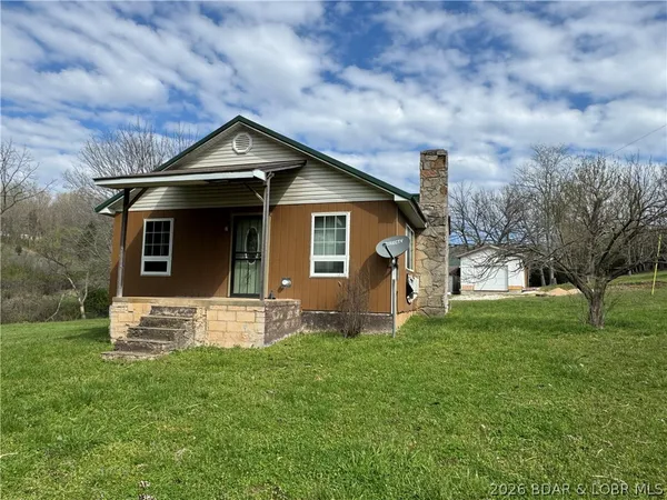 $240,000 | 33092 Lake Trail Road, Gravois Mills, MO 65037
