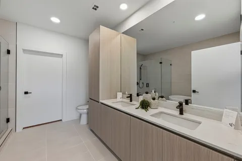 $850,300 | 2209 South 1st Street, Unit 122, Austin, TX 78704