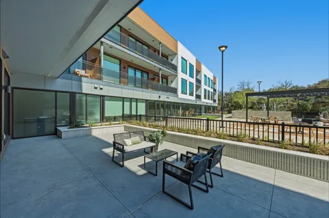 $850,300 | 2209 South 1st Street, Unit 122, Austin, TX 78704