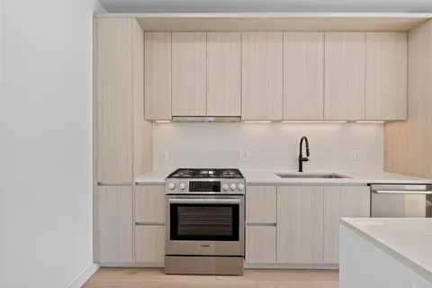 $849,000 | 2209 South 1st Street, Unit 122, Austin, TX 78704