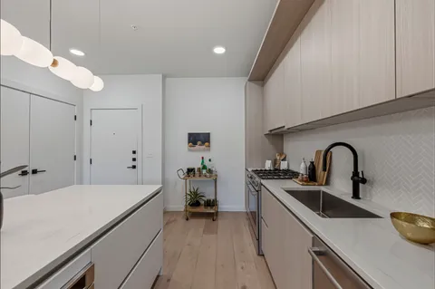 $850,300 | 2209 South 1st Street, Unit 122, Austin, TX 78704