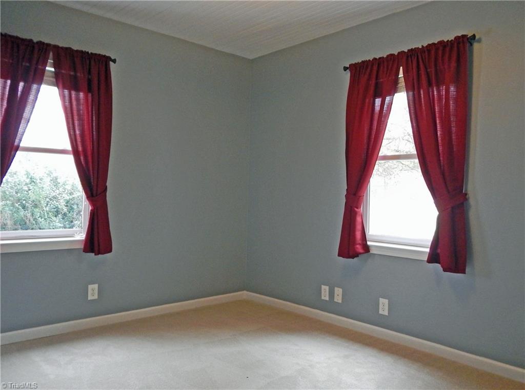 120 Horneytown Road High Point, NC 27265 - Photo 18 of 28 Second Bedroom
