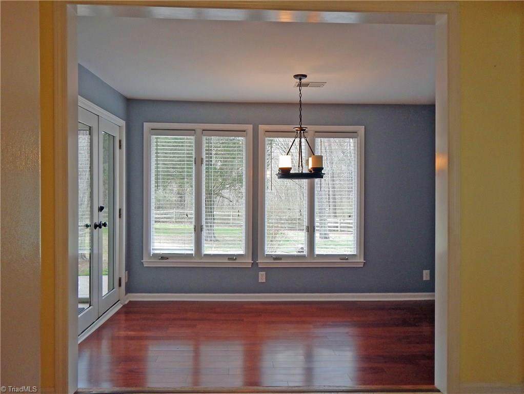 120 Horneytown Road High Point, NC 27265 - Photo 6 of 28 Dining Room