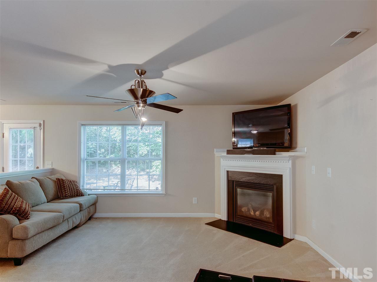 1422 Infinity Lane Raleigh, NC 27610 - Photo 4 of 19