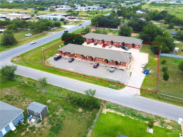 an aerial view of tennis court