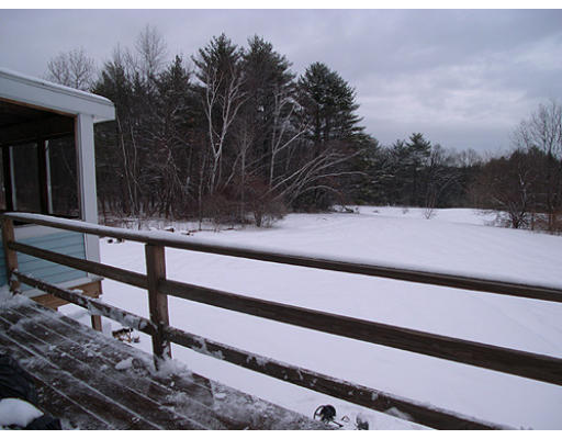 11 Clement Road Townsend, MA 01469 - Photo 2 of 8 a view of a terrace