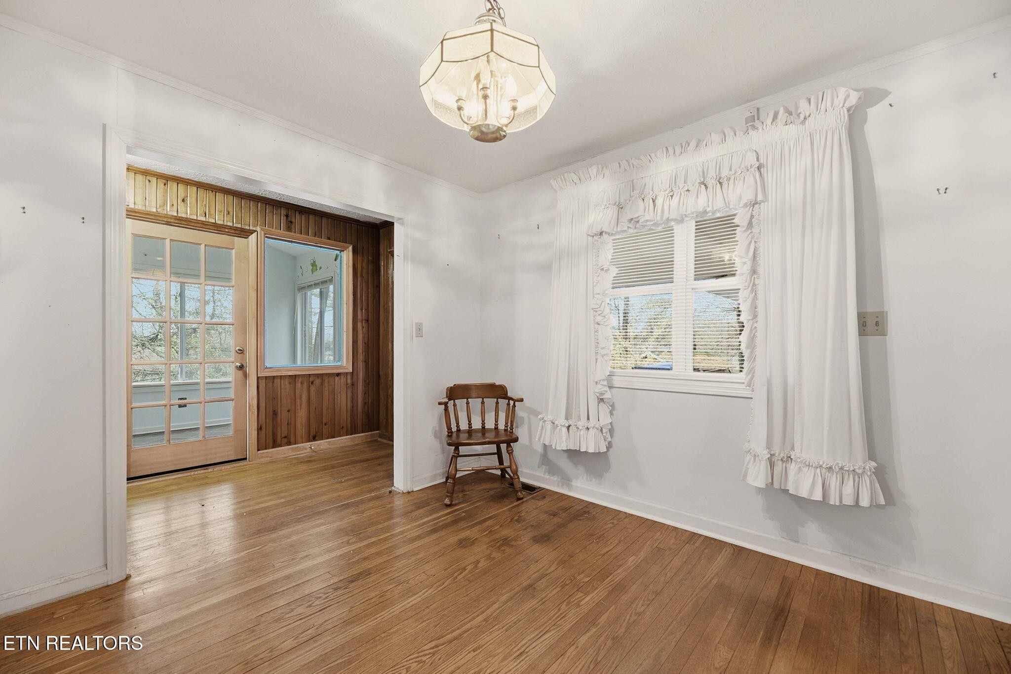 121 West Maiden Lane Oak Ridge, TN 37830 - Photo 12 of 41 Gallery Image 12