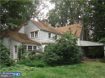61 Westtown Road Thornton, PA 19373 - Photo 2 of 12 Exterior Back