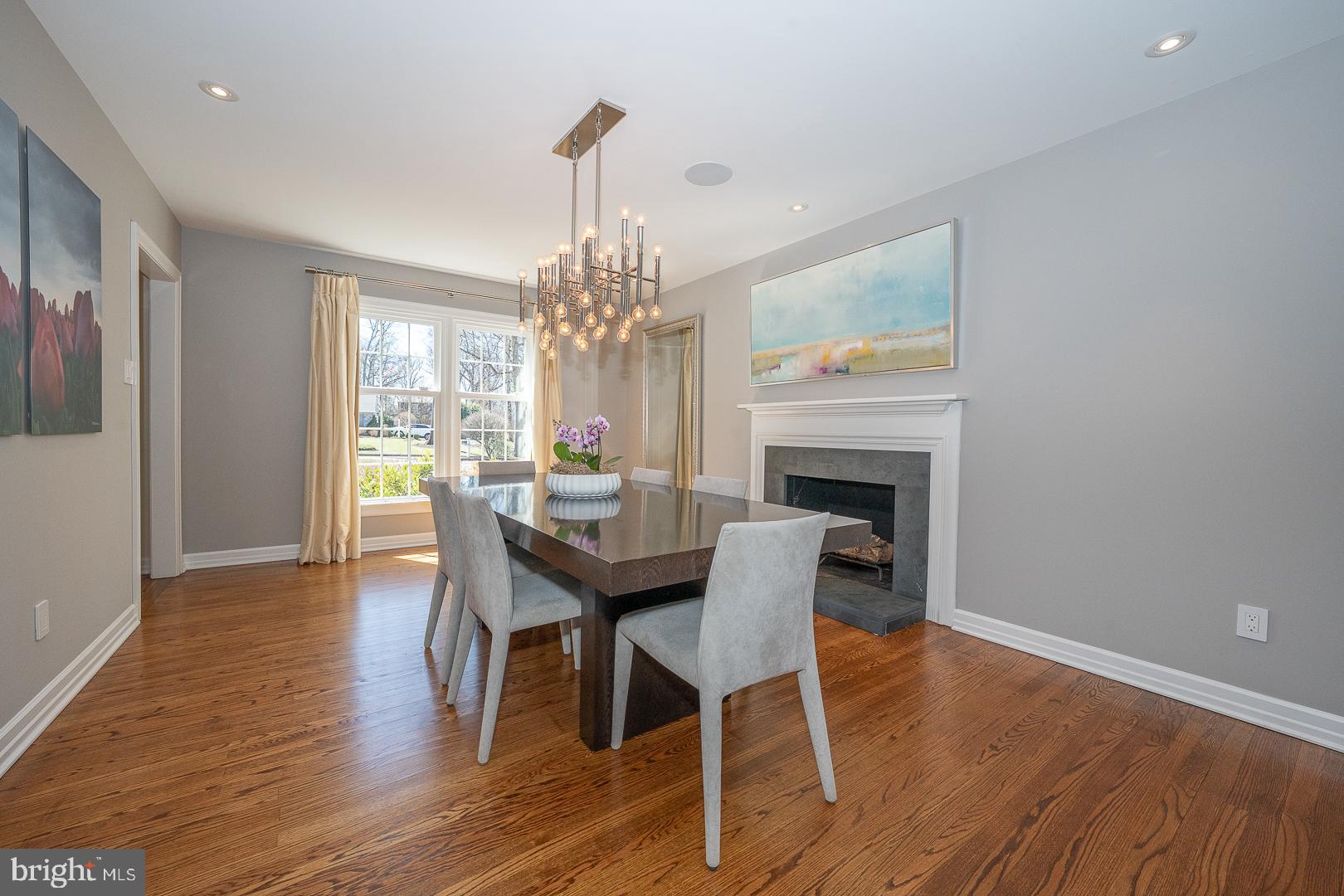 375 Colket Lane Wayne, PA 19087 - Photo 8 of 58 Formal Dining Room