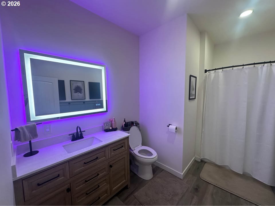 101 North Boat Basin Road The Dalles, OR 97058 - Photo 12 of 18 Bathroom