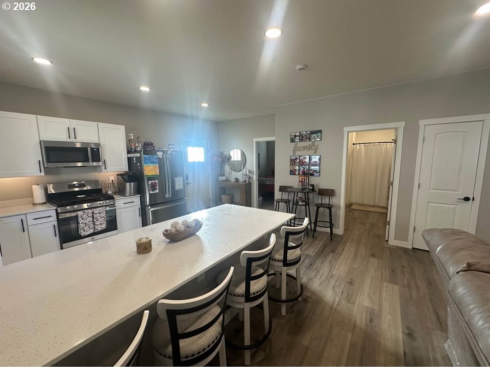 101 North Boat Basin Road The Dalles, OR 97058 - Photo 3 of 18 Kitchen