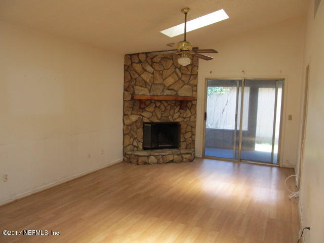 8774 Ivey Road Jacksonville, FL 32216 - Photo 5 of 13 IMG_0162