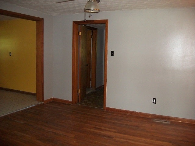 869 Olmstead Road Olmstead, KY 42265 - Photo 15 of 23 Gallery Image 15
