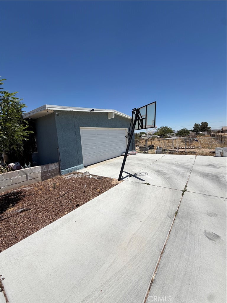 10623 4th Hesperia, CA 92345 - Photo 24 of 54