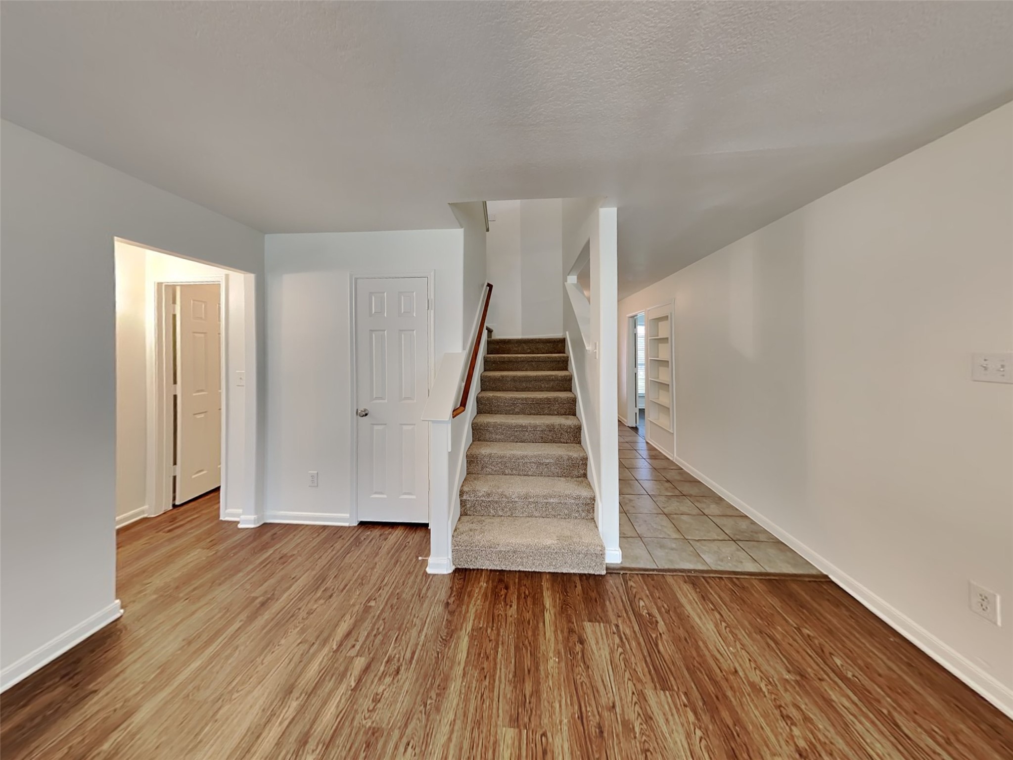 3915 Ridge Canyon Road Baytown, TX 77521 - Photo 5 of 19