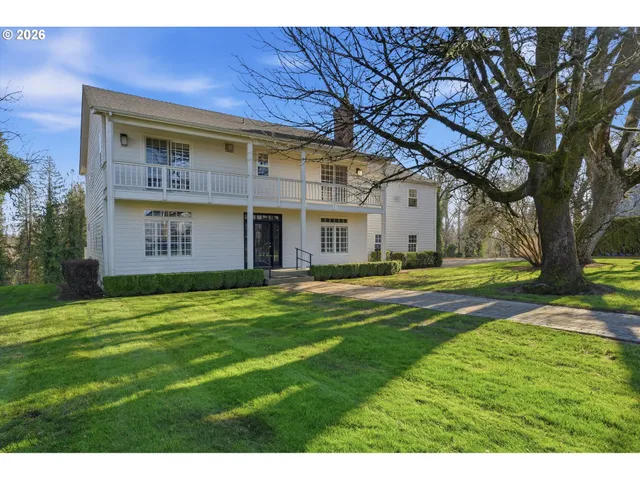 $950,000 | 15109 2nd Street Northeast, Aurora, OR 97002