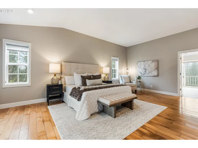 $950,000 | 15109 2nd Street Northeast, Aurora, OR 97002