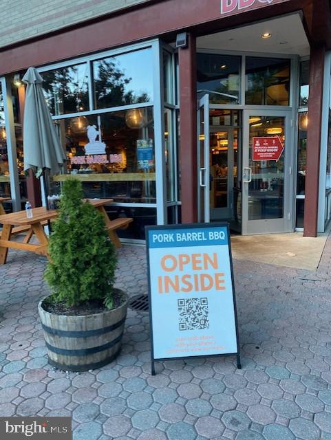 202 East Spring Street Alexandria, VA 22301 - Photo 26 of 45