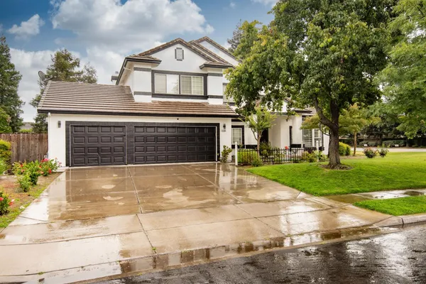$849,900 | 3200 Brookstone Drive, Turlock, CA 95382