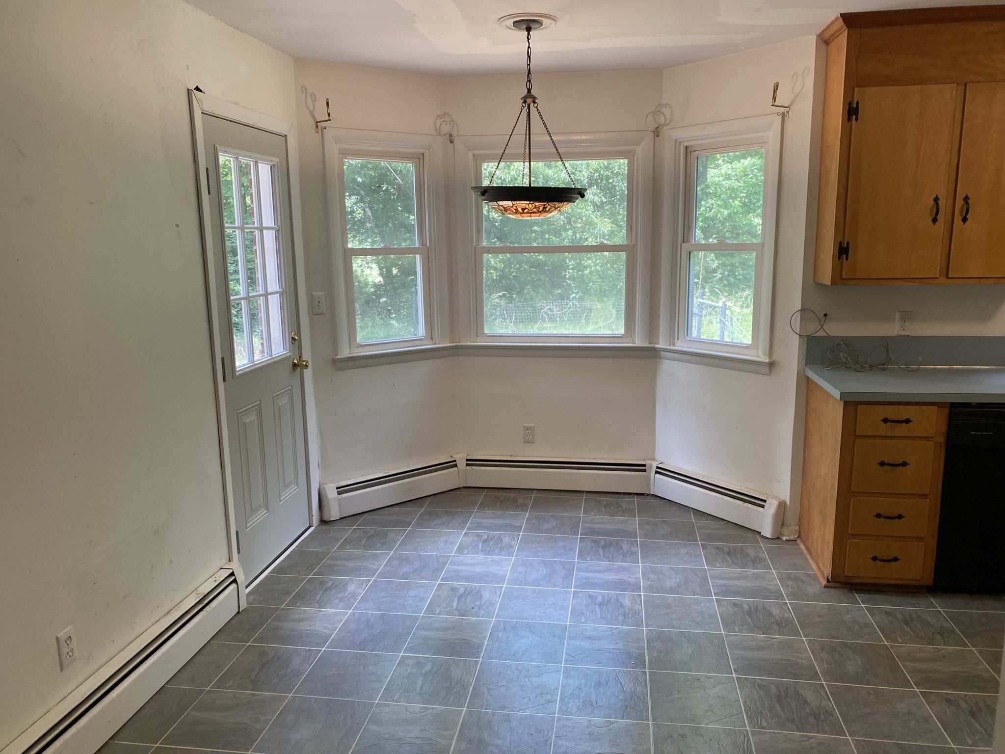 330 Shore Road Waynesboro, VA 22980 - Photo 12 of 52 Gallery Image 12