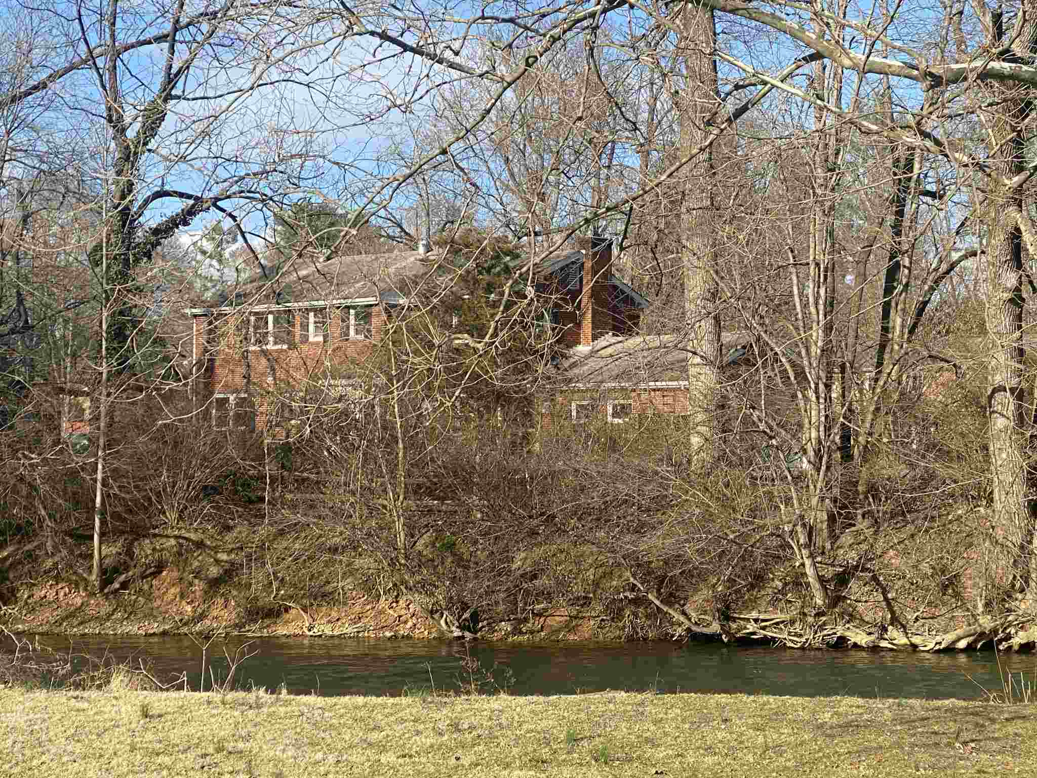 330 Shore Road Waynesboro, VA 22980 - Photo 38 of 52 Gallery Image 38