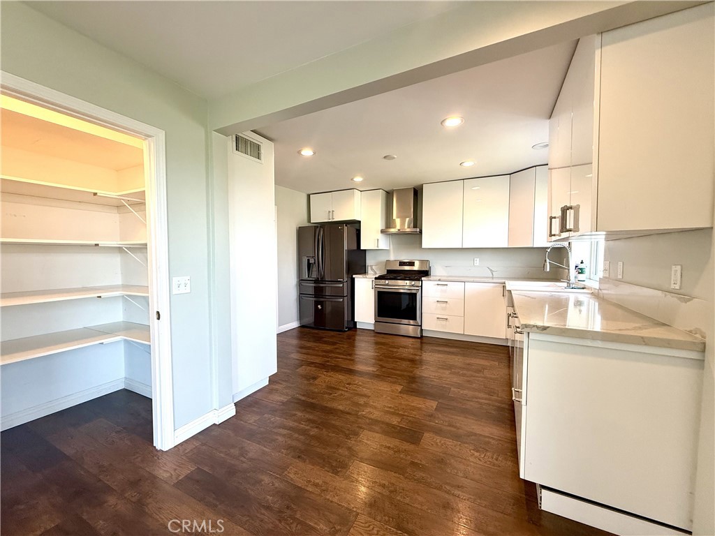 4214 Barrett Road Los Angeles, CA 90032 - Photo 4 of 29