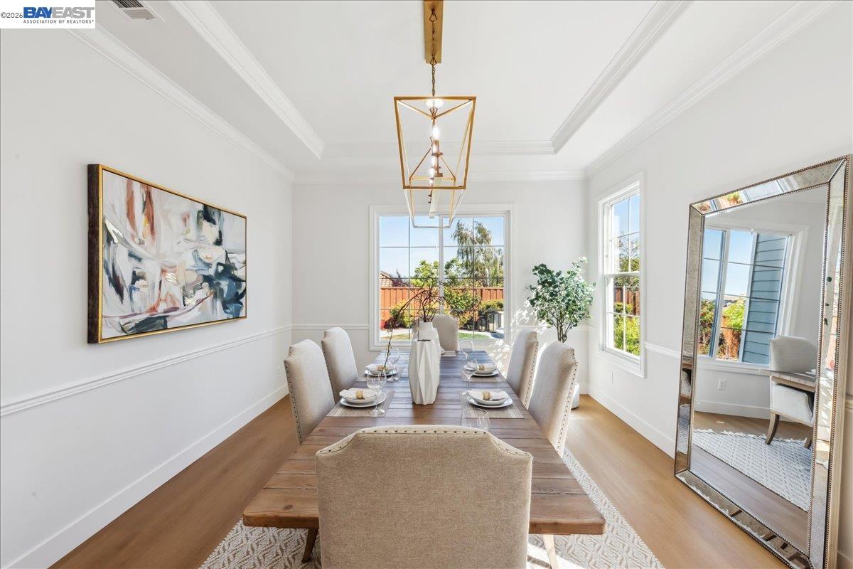 2890 Sable Oaks Way Dublin, CA 94568 - Photo 16 of 60 a dining room with furniture and window