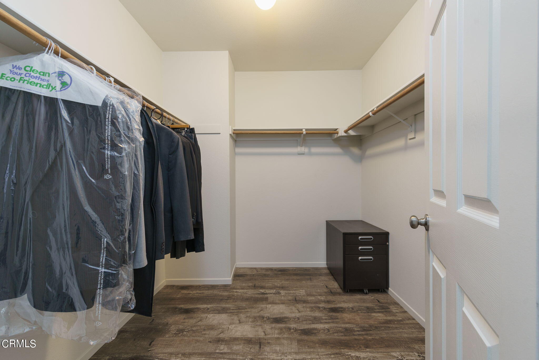 2940 Fanshell Walk Oxnard, CA 93035 - Photo 25 of 40 a view of a walk in closet
